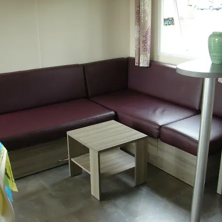 Camping Du Val De Vie Camping *