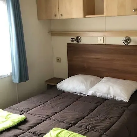 Camping Du Val De Vie Camping *