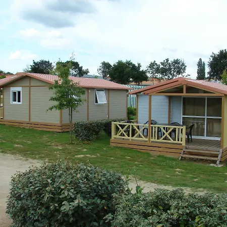 Camping Du Val De Vie Maché
